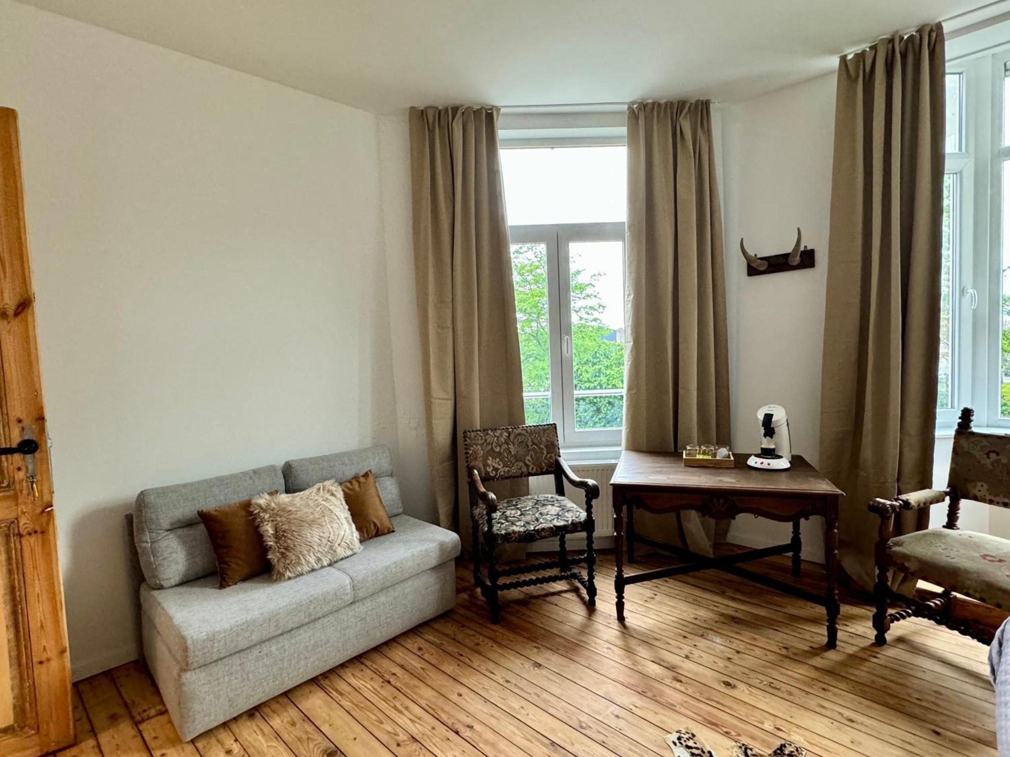 Guest House Gent Εξωτερικό φωτογραφία
